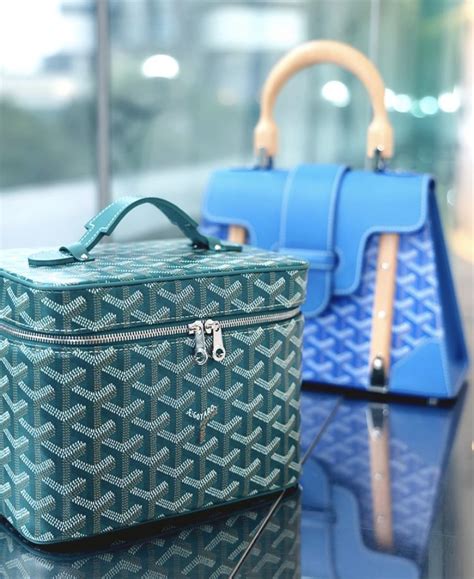 how much is goyard muse vanity case|muse vanity case.